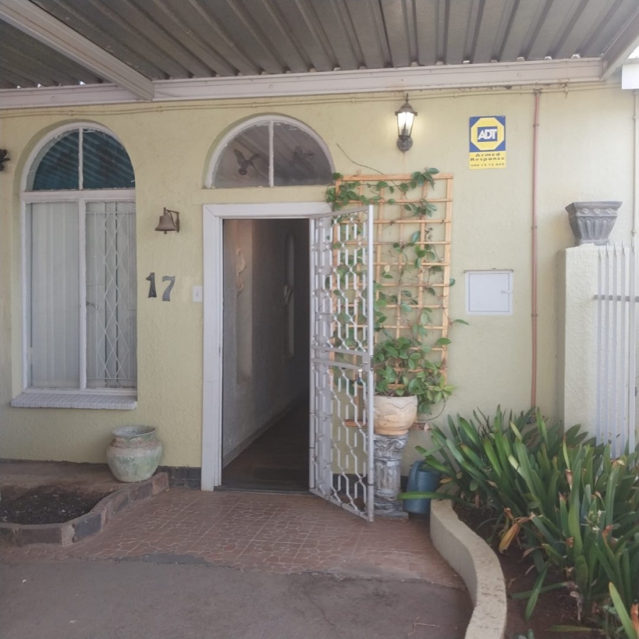 7 Bedroom Property for Sale in Carters Glen Northern Cape